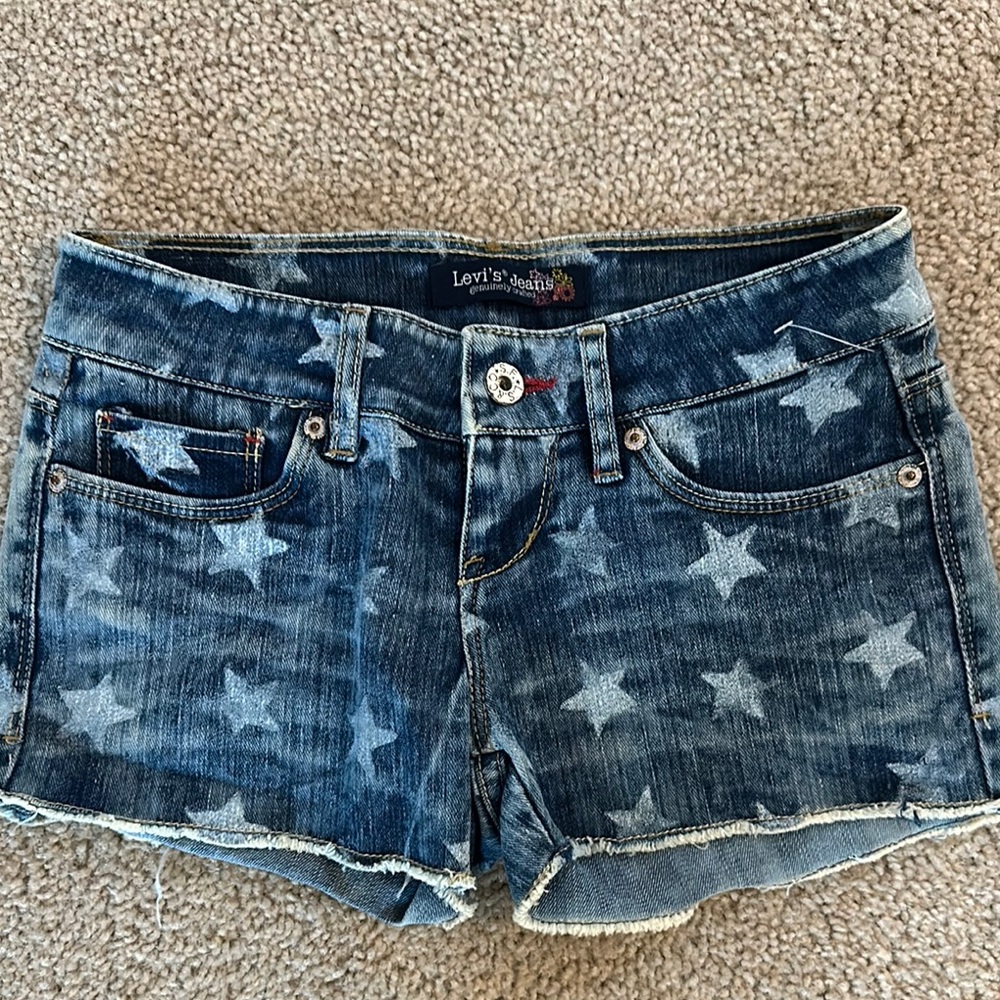 Levi's Blue Jean Shorts Classic Denim Style